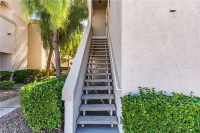 6480 Annie Oakley Drive 721, Las Vegas, NV 89120 