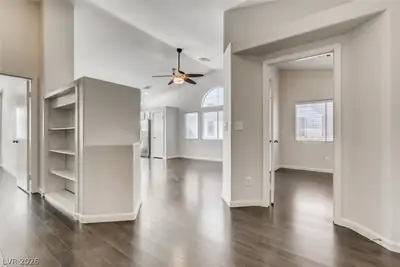 427 REGAL ROBIN Way, North Las Vegas, NV 89084 