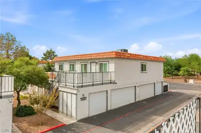 1101 Willow Tree Drive D, Las Vegas
