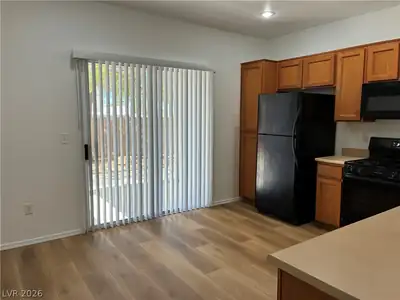 1389 KAPELLE Street, Henderson, NV 89052 Kitchen