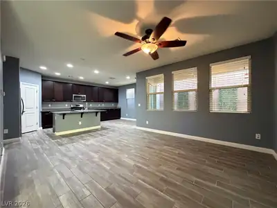 7563 Chimney Point Court, Las Vegas, NV 89166 Living Room
