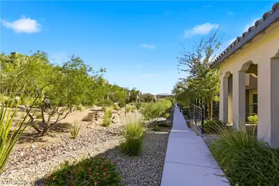 11712 Redwood Mountain Avenue, Las Vegas, NV 89138 Yard