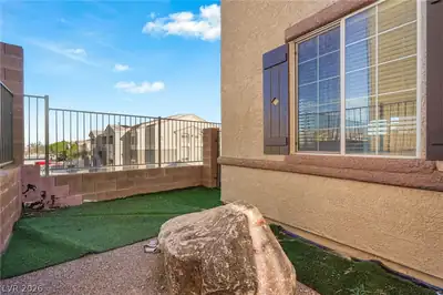 4014 Sparrow Rock Street, Las Vegas, NV 89129 Yard