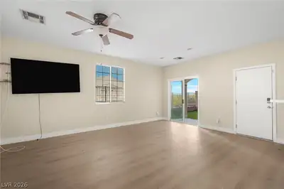 4014 Sparrow Rock Street, Las Vegas, NV 89129 Living Room