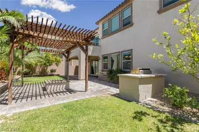 2822 Poseidon Shore Avenue, Henderson, NV 89052 Yard