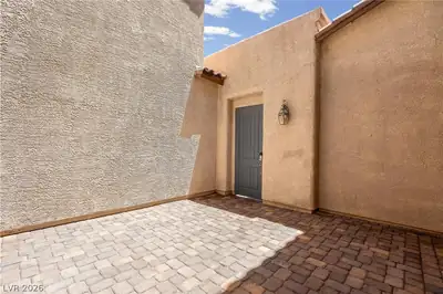 2822 Poseidon Shore Avenue, Henderson, NV 89052 Front of Structure