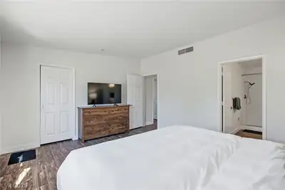 2851 South Valley View Boulevard 1081, Las Vegas, NV 89102 Primary Bedroom