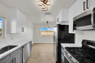 1941 West Cartier Avenue, North Las Vegas, NV 89032 Kitchen