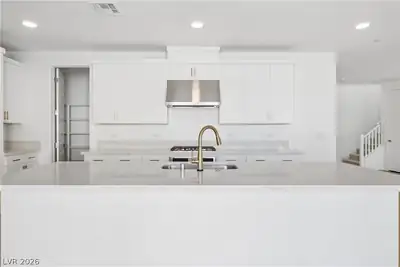 61 Bellissima Lago Court, Henderson, NV 89011 