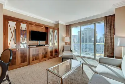 145 East Harmon Avenue 2021, Las Vegas, NV 89109 Living Room