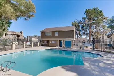 4672 Krissylouise Way, Las Vegas, NV 89121 Pool