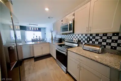 12262 Azure Gate Road 3, Las Vegas, NV 89183 Kitchen