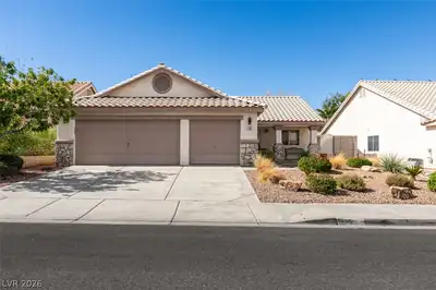 235 Paradise Bird Street, Henderson, NV 89074 Front of Structure