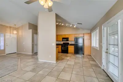 235 Paradise Bird Street, Henderson, NV 89074 Kitchen