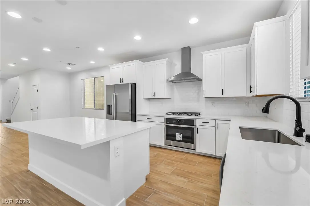8213 Dwayne Frye Street, Las Vegas, NV 89148