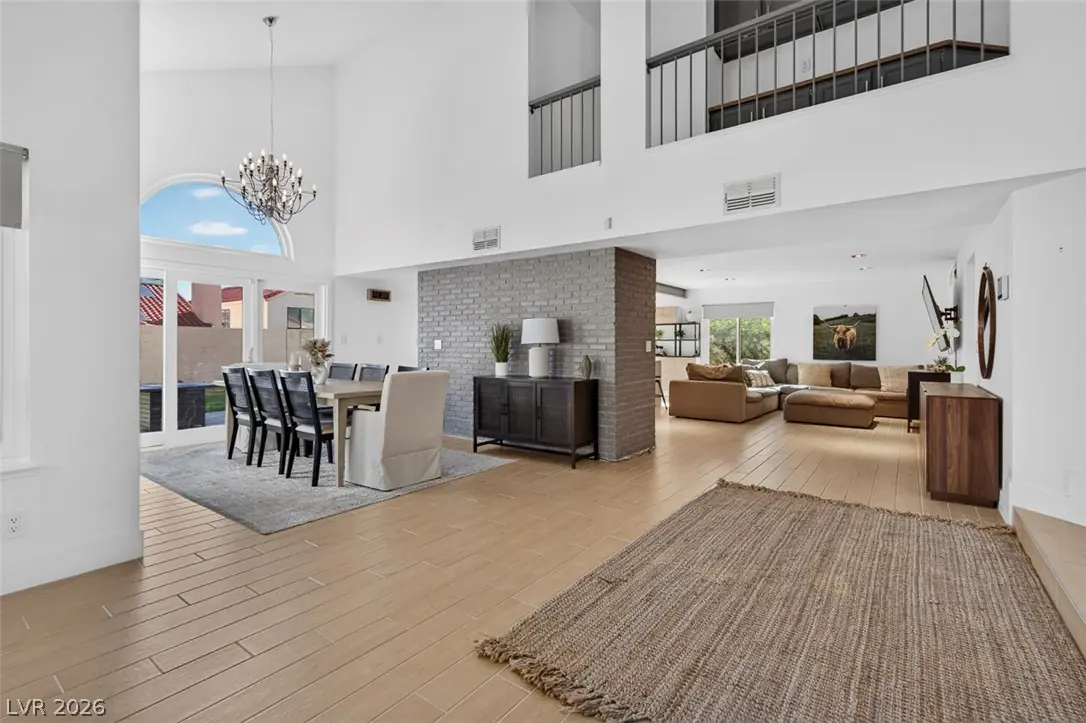 3320 Canyon Lake Drive, Las Vegas, NV 89117