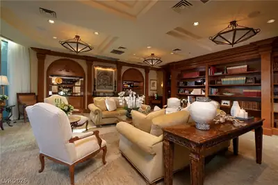 1 Hughes Center Drive 1602, Las Vegas, NV 89169 Living Room