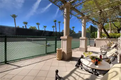 1 Hughes Center Drive 1602, Las Vegas, NV 89169 Patio