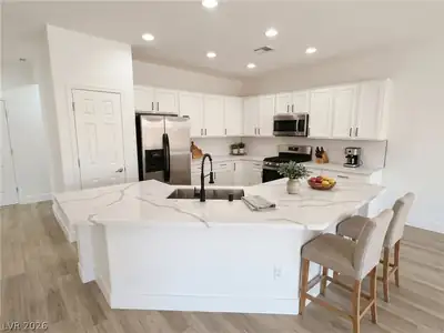 7532 Homing Pigeon Street, North Las Vegas, NV 89084 Kitchen
