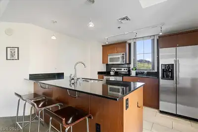 29 Montelago Boulevard 321, Henderson, NV 89011 Kitchen