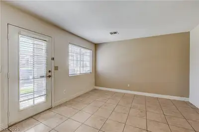 1925 Hodgenville Street 104, Las Vegas, NV 89106 Living Room
