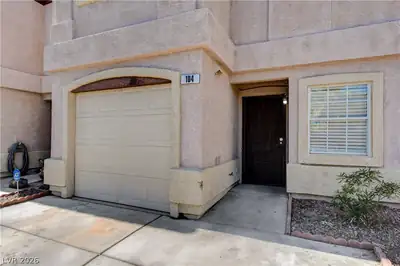 1925 Hodgenville Street 104, Las Vegas, NV 89106 Front of Structure