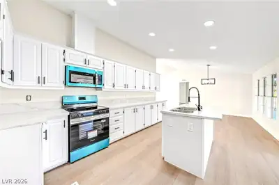 4800 Paiute Boulevard, Pahrump, NV 89061 Kitchen