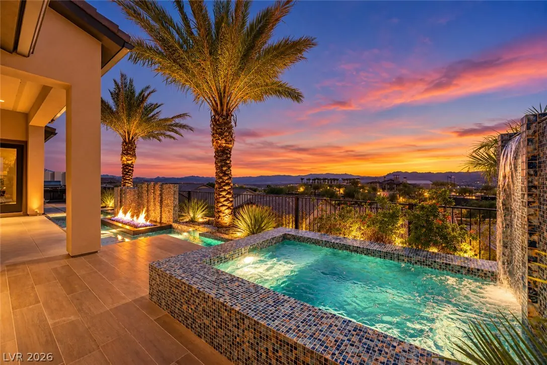 128 Mirage View Drive, Henderson, NV 89011