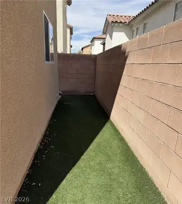 66 Peachtree Hill Avenue, Las Vegas, NV 89183 Yard