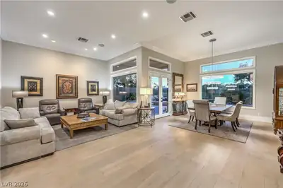 11 Isleworth Drive, Henderson, NV 89052 Living Room