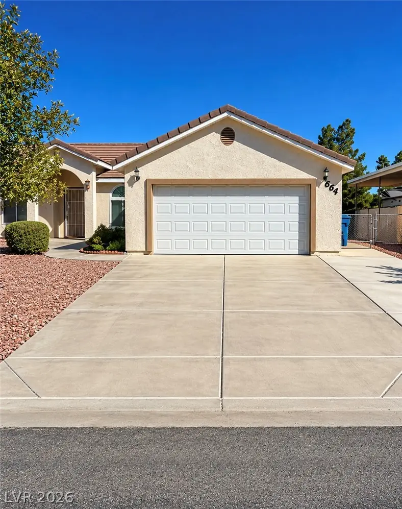 664 Lillian Condie Road, Overton, NV 89040