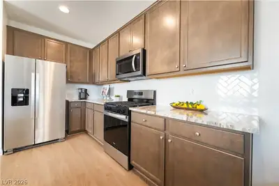 4610 Saguaro Sunset Avenue, Las Vegas, NV 89139 Kitchen