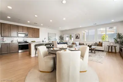 4610 Saguaro Sunset Avenue, Las Vegas, NV 89139 Dining Area