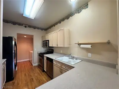 9607 Gunsmith Drive, Las Vegas, NV 89123 Kitchen