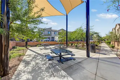 1046 Gabriela Ridge Lane, Henderson, NV 89002 Patio