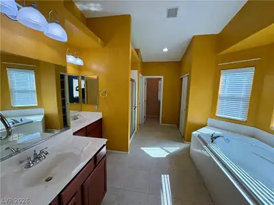345 Orchid Oasis Avenue, North Las Vegas, NV 89031 Primary Bathroom