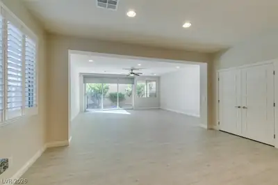 9729 Ponderosa Skye Court, Las Vegas, NV 89166 Living Room