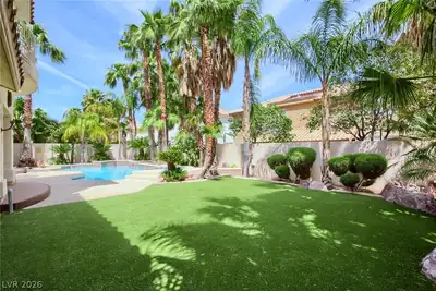 8732 CASTLE RIDGE Avenue, Las Vegas, NV 89129 