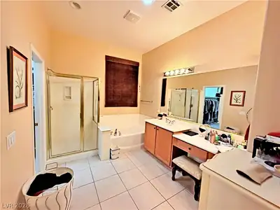 10656 Warrior Court, Las Vegas, NV 89135 Primary Bathroom