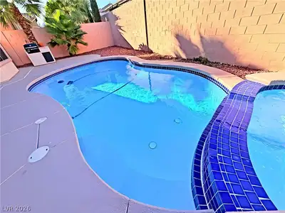 10656 Warrior Court, Las Vegas, NV 89135 Pool