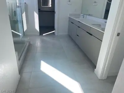 12123 Glentana View Street, Las Vegas, NV 89138 Primary Bathroom