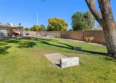 209 Dalmatian Lane, Las Vegas, NV 89107 Yard