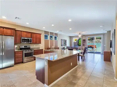 2110 Hunt Woods Court, Laughlin, NV 89029 Kitchen