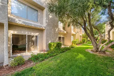 6250 West Flamingo Road 139, Las Vegas, NV 89103 Patio