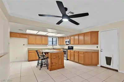 1021 Jimmy Circle, Las Vegas, NV 89123 Kitchen