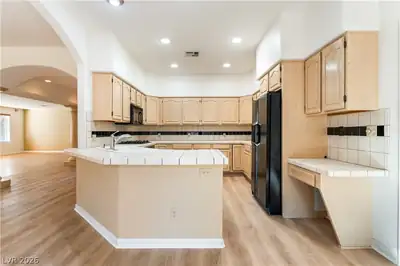 1840 Balzac Drive, Las Vegas, NV 89156 Kitchen