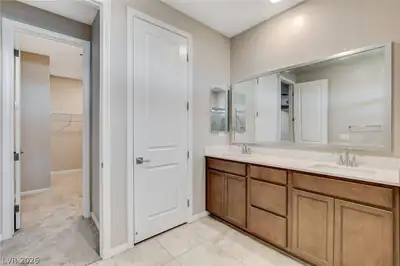 4124 Elegant Chateau Street, Las Vegas, NV 89135 Primary Bathroom
