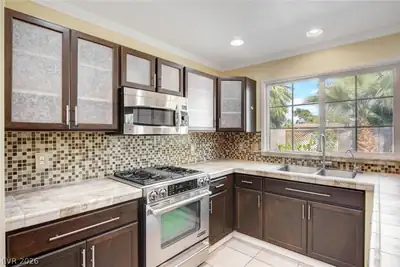 3880 South CIRRUS Avenue, Las Vegas, NV 89121 