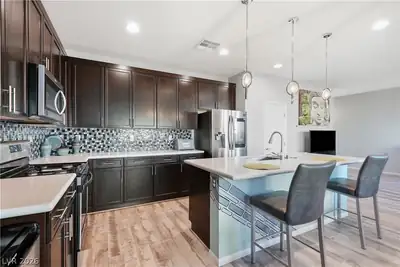 5624 Salt Rock Street, North Las Vegas, NV 89031 Kitchen