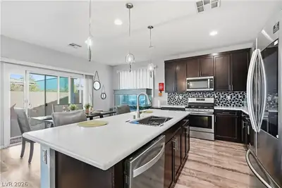 5624 Salt Rock Street, North Las Vegas, NV 89031 Kitchen
